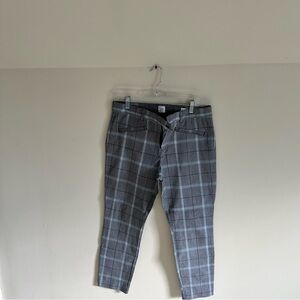 GAP Ankle Stretch Slacks in Plaid